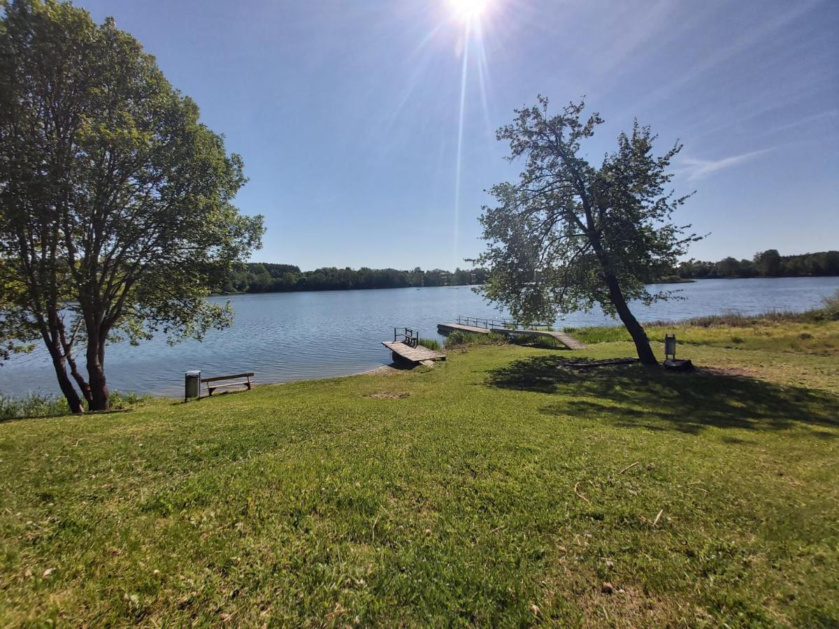 Apartments By The Lake With Fireplace تراكي المظهر الخارجي الصورة